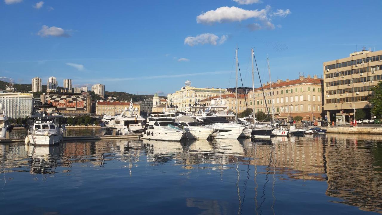 Amarena Apartment Rijeka Exteriör bild