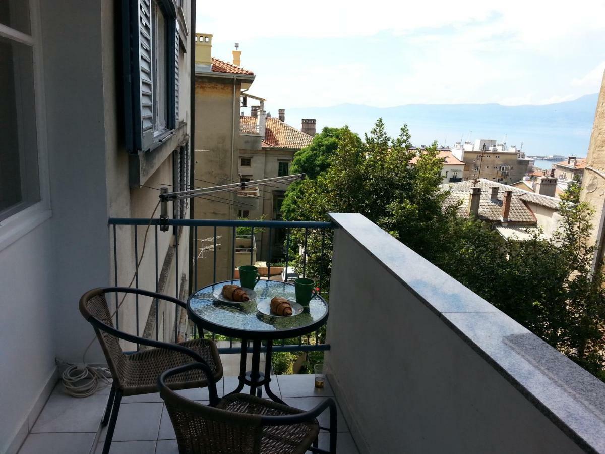 Amarena Apartment Rijeka Exteriör bild